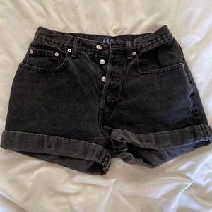 90’s Mom Jean Shorts